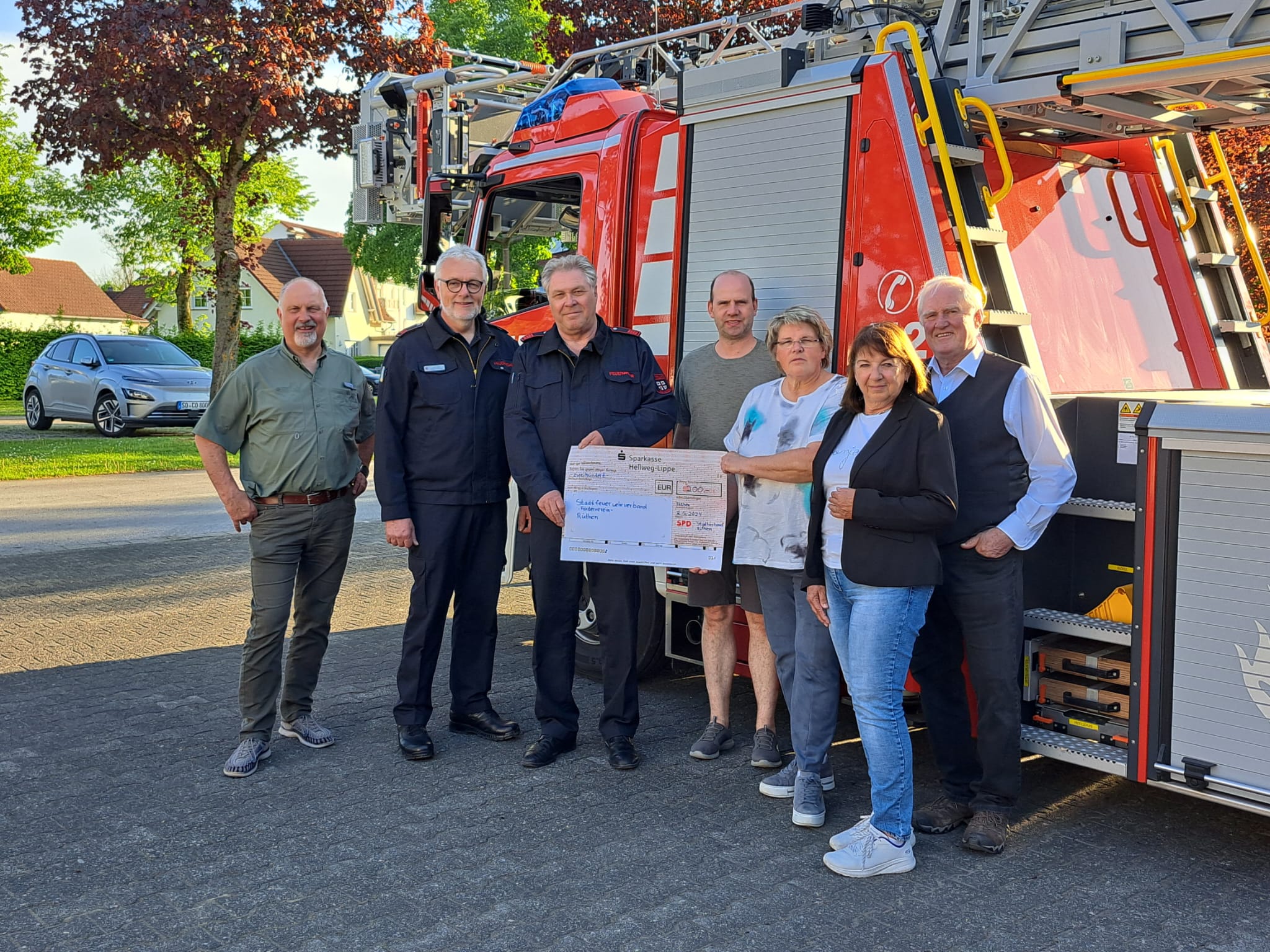 Read more about the article SPD Stadtverband spendet 200 € dem Stadtfeuerwehrverband Rüthen